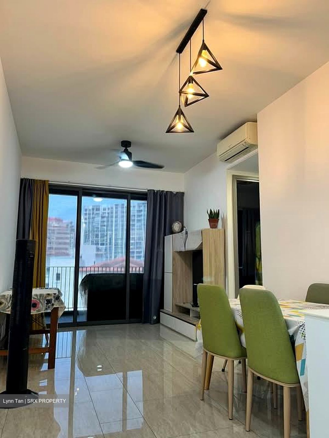 Stratum (D18), Condominium #559689301